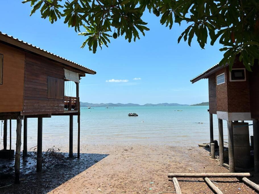 Lamsai Ac Sea House Holiday home *